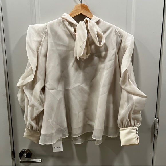 SNIDEL Organic See Through Puff Sleeve Blouse - Picture 2 of 5